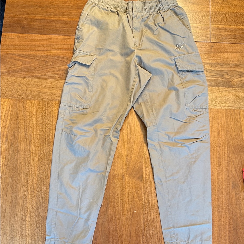 Nike Men's Cream Cargo Pants - NWOT